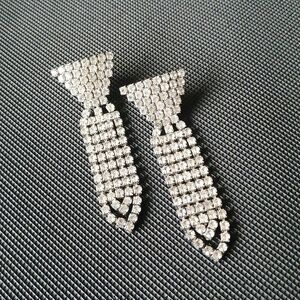 Rare Find Vintage 1950s Tie Shape Articulate Clear Rhinestone Silverton Earrings